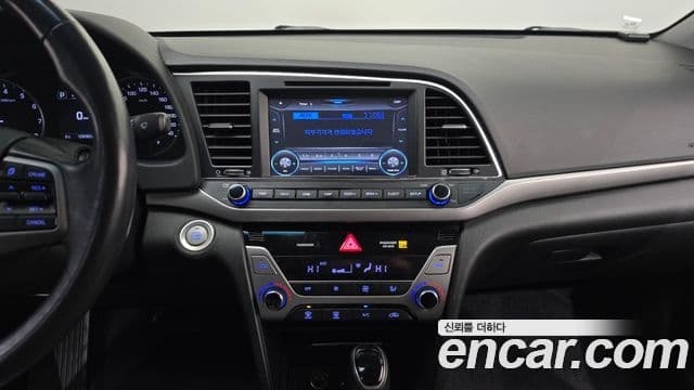 Hyundai Avante AD Modern, 2016 15