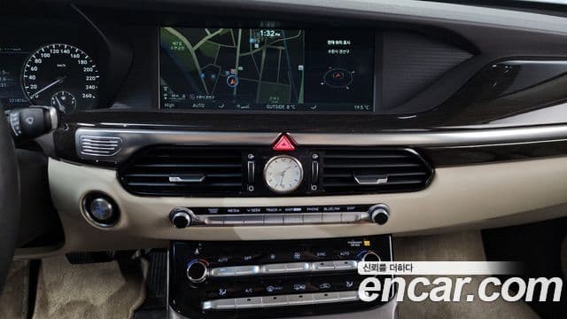 Genesis EQ900 Premium Luxury, 2017 15