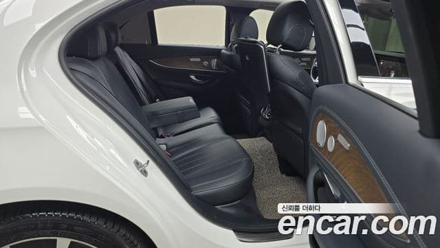 Mercedes-Benz E-класс W213 Exclusive, 2019 12