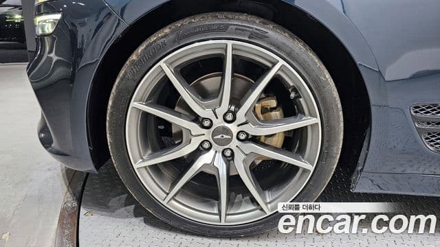 Genesis The / новый New G70, 2022 все фото