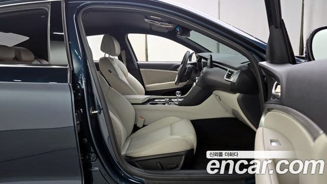 Genesis The / новый New G70, 2022 10