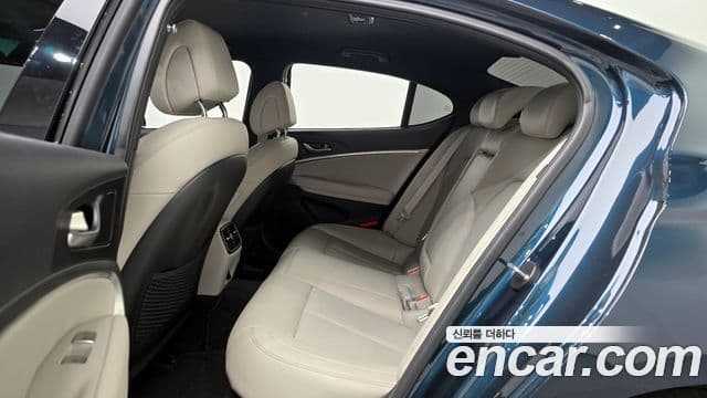 Genesis The / новый New G70, 2022 13