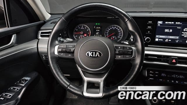 Kia K5 3세대 Prestige, 2020 13