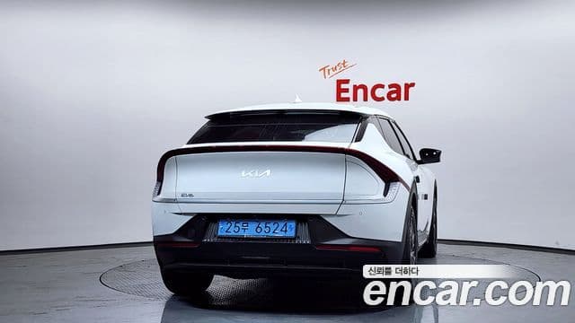 Kia EV6 Air, 2022 4
