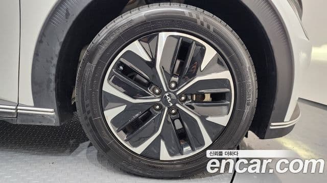 Kia EV6 Air, 2022 все фото