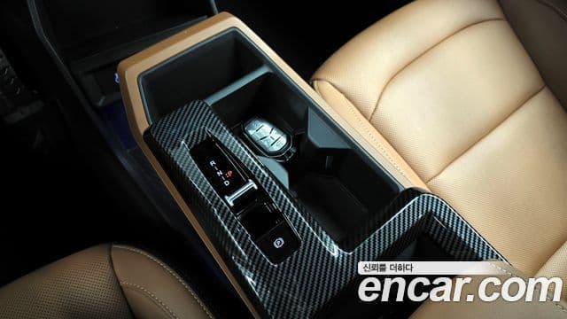 KG모빌리티(SsangYong) The / новый New Torres Black Edge, 2026 9