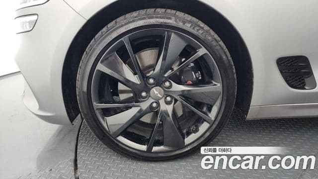 Genesis The / новый New G70 슈팅브레이크, 2023 все фото