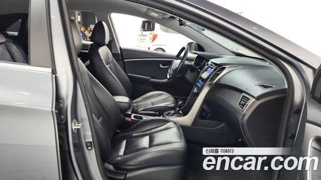 Hyundai The / новый New i30 дизель 1.6 PYL, 2016 11