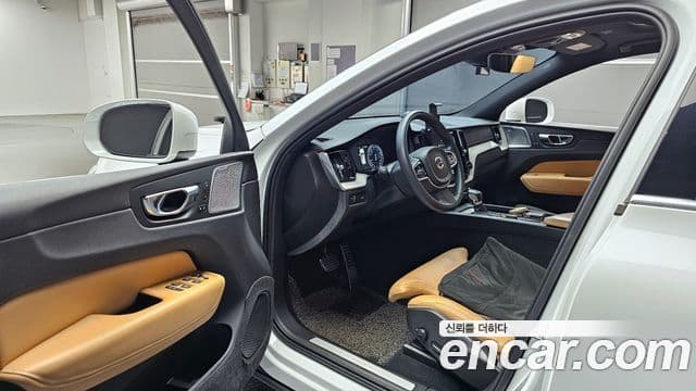 Volvo XC60 2세대 T6 Inscription, 2020 10