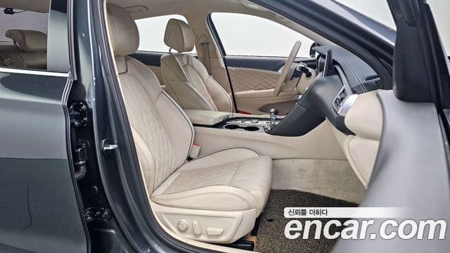 Genesis G70 Supreme, 2018 10