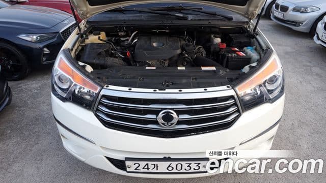 KG모빌리티(SsangYong) Korando 투리스모 4WD 11인승 Adventure 60th Edition, 2015 20