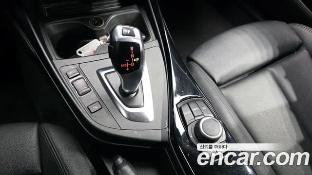 BMW 1시리즈 (F20) 118d Sport 5도어, 2016 9