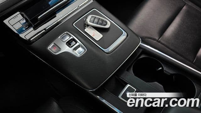 Hyundai The / новый New Grandeur IG Modern, 2021 9