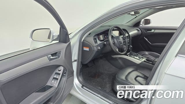 Audi New A4 B8, 2010 10