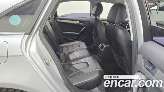 Audi New A4 B8, 2010 12