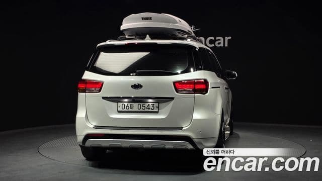 Kia All New Carnival Luxury, 2016 4