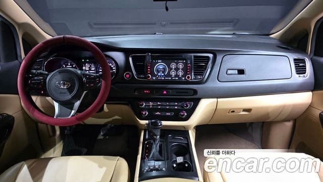 Kia All New Carnival Luxury, 2016 7