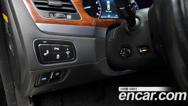 Hyundai Equus(новый кузов / новое поколение) 5.0 экспортная версия, 2014 16