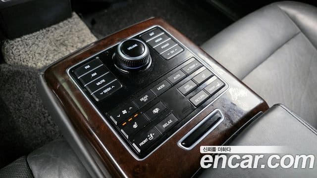 Hyundai Equus(новый кузов / новое поколение) 5.0 экспортная версия, 2014 18