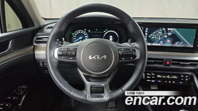 Kia K5 гибрид 3세대 Noblesse, 2023 13