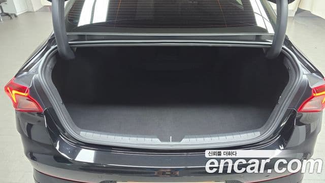 Kia K5 гибрид 3세대 Noblesse, 2023 20