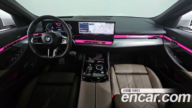 BMW 5시리즈 (G60) 520i M Sport, 2025 7