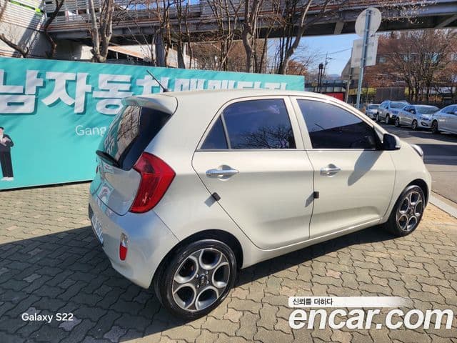 Kia All New Morning Luxury, 2012 4