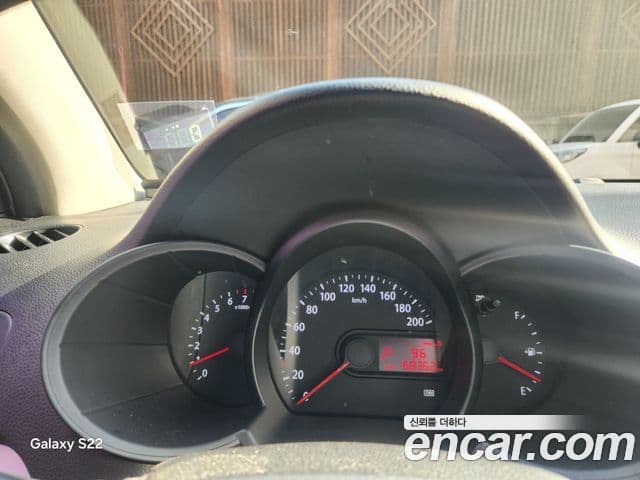 Kia All New Morning Luxury, 2012 9