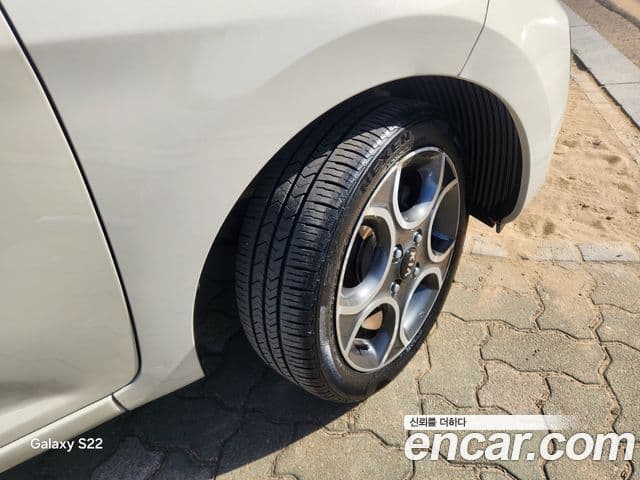 Kia All New Morning Luxury, 2012 18