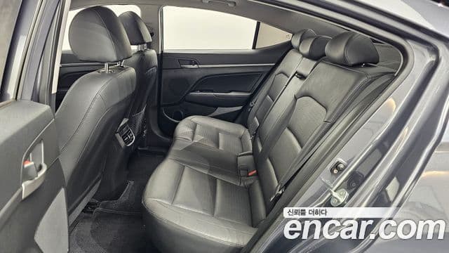 Hyundai Avante AD Premium, 2016 12