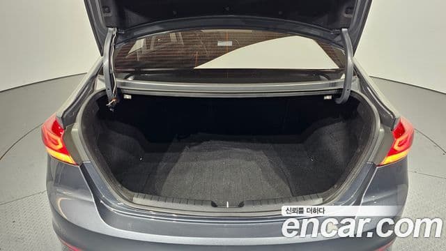 Hyundai Avante AD Premium, 2016 20