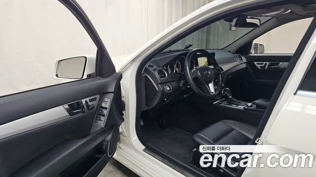 Mercedes-Benz C-класс W204 Avantgarde, 2012 10