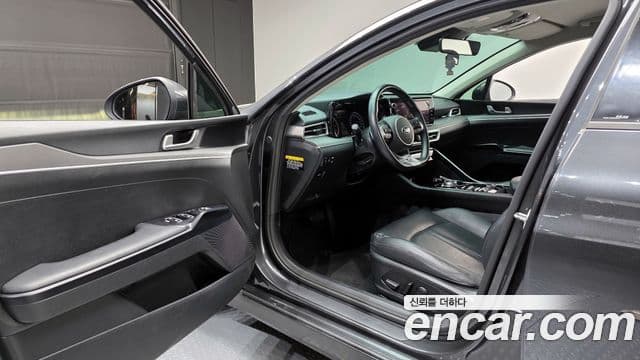 Kia K5 3세대 Prestige, 2020 11