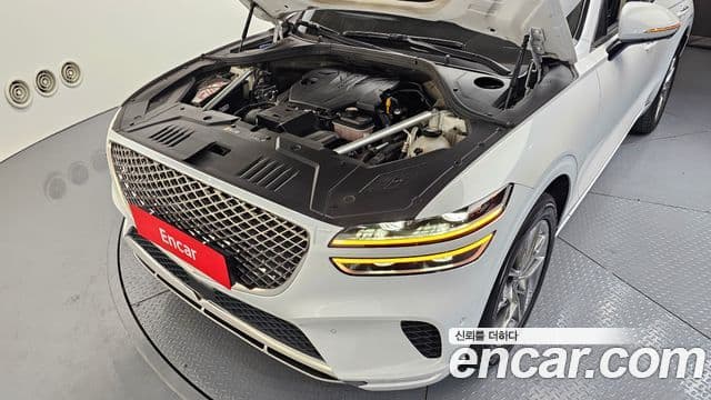 Genesis GV70, 2021 6