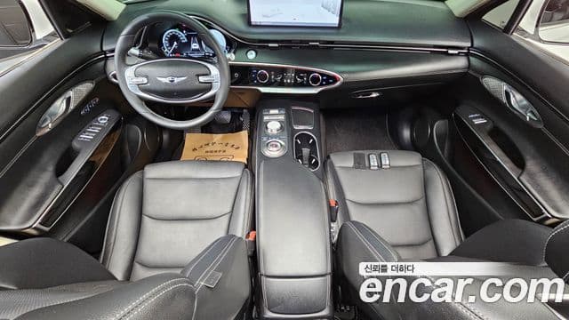 Genesis GV70, 2021 7