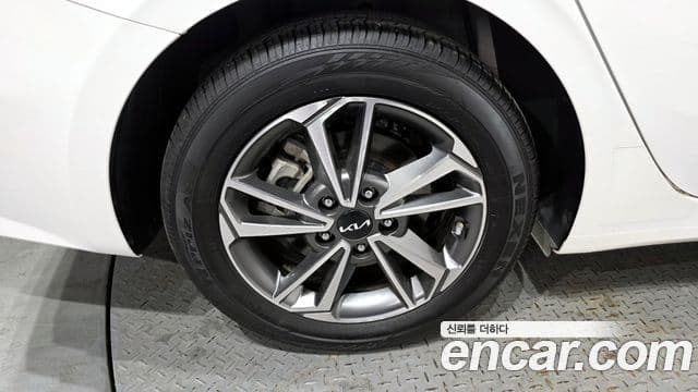 Kia The / новый New K3 2세대 Prestige, 2024 все фото