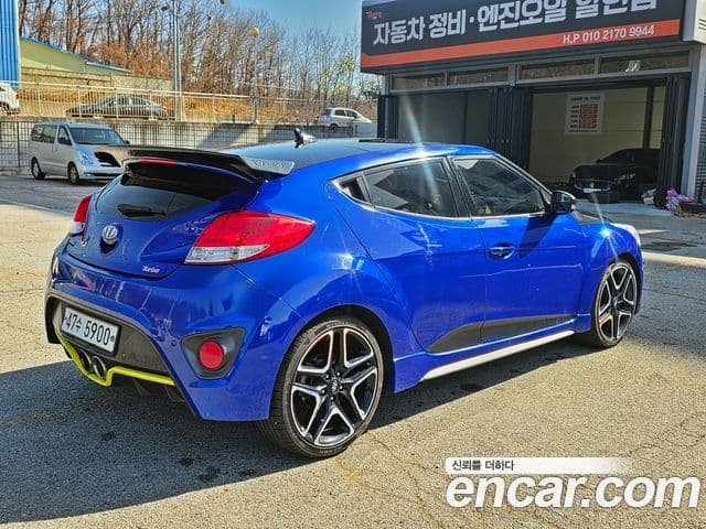 Hyundai Veloster турбо GDi Extreme, 2013 4