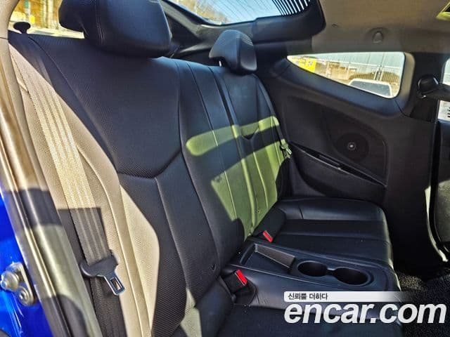 Hyundai Veloster турбо GDi Extreme, 2013 10