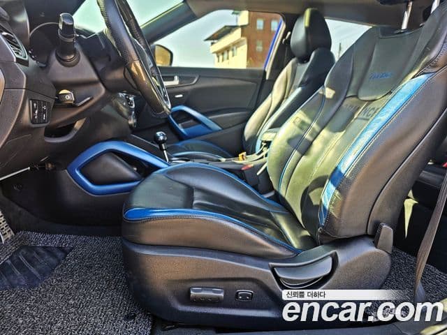 Hyundai Veloster турбо GDi Extreme, 2013 15