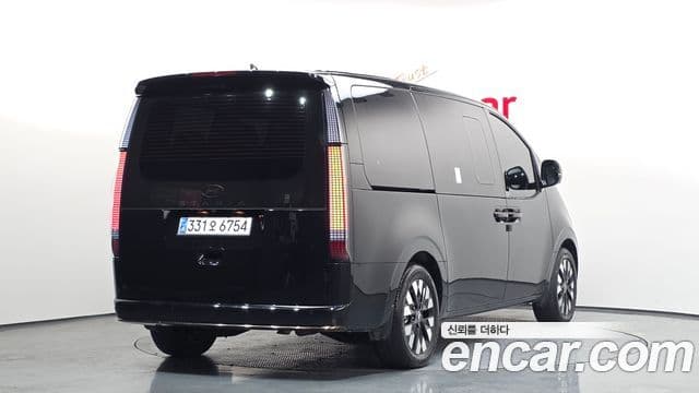 Hyundai Staria Inspiration, 2025 2