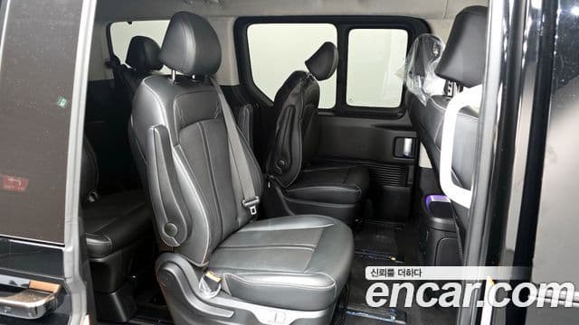 Hyundai Staria Inspiration, 2025 12