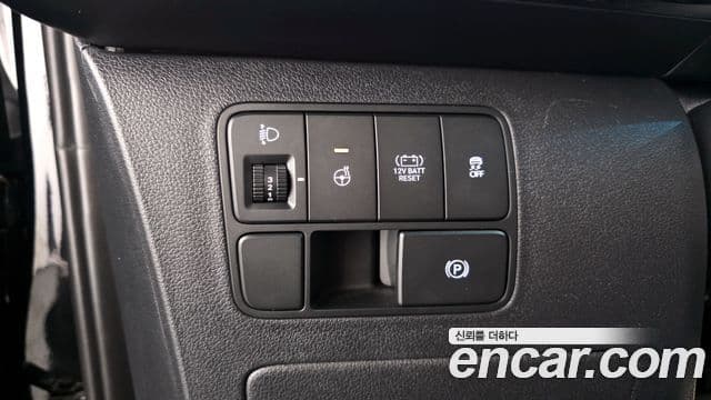 Hyundai Staria Inspiration, 2025 13