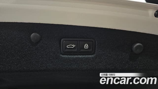 Kia K8 гибрид Signature, 2022 20