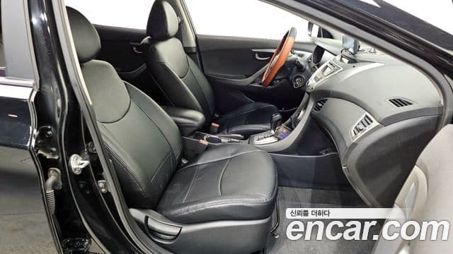 Hyundai Avante MD Luxury, 2012 12