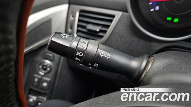 Hyundai Avante MD Luxury, 2012 15