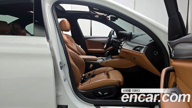 BMW 5시리즈 (G30) 520d xDrive M Sport, 2018 10