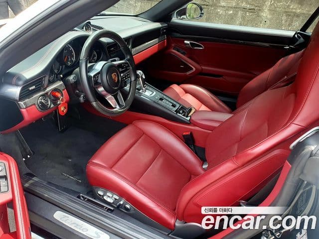 Porsche 911 991, 2019 13