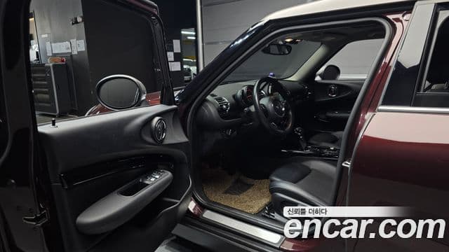 Mini Cooper 클럽맨 2세대, 2017 11