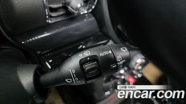 Mini Cooper 클럽맨 2세대, 2017 16