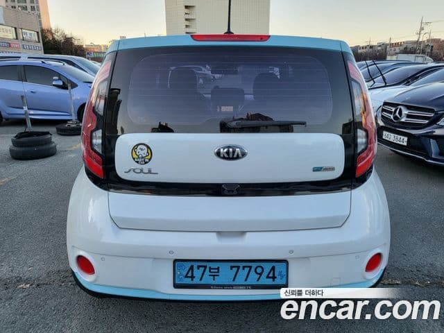 Kia Soul EV, 2015 все фото